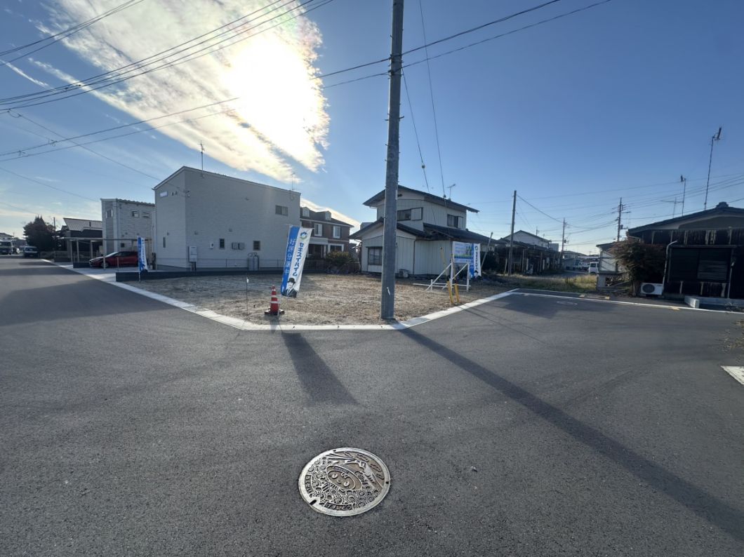 スマートハイムプレイス下中山ⅡNo8_前面道路