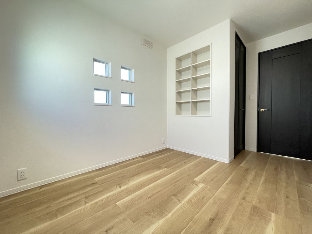 ブリージア東海白方中央_No.23洋室