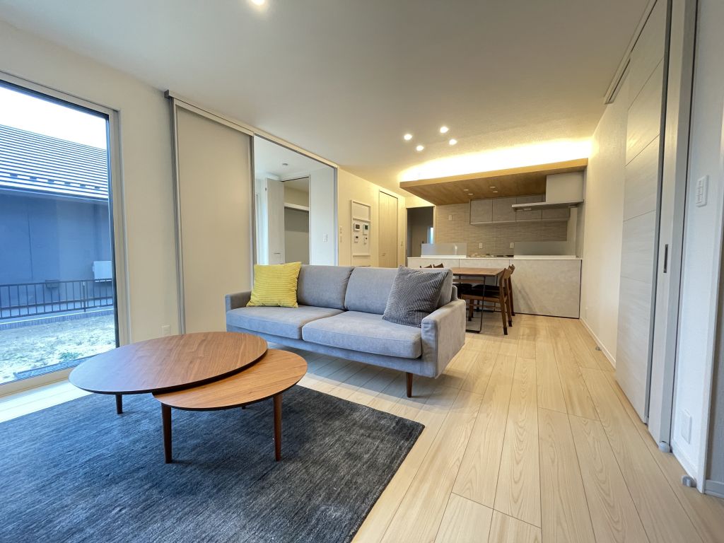 No.2/開放感のあるリビング(26年1月撮影)※インテリアや家具は含まれません スマートハイムシティ川尻Ⅳ_No2リビング