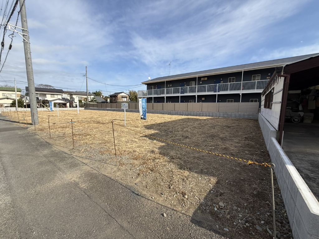 No.1/駅まで徒歩16分~17分の距離。通勤・通学に便利です(25年12月撮影)