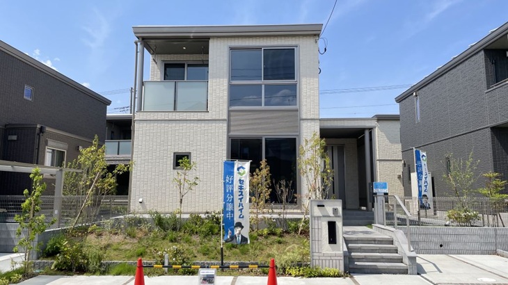 サムネイル：ハイムプレイス紫峰ヶ丘〈1戸／未入居〉