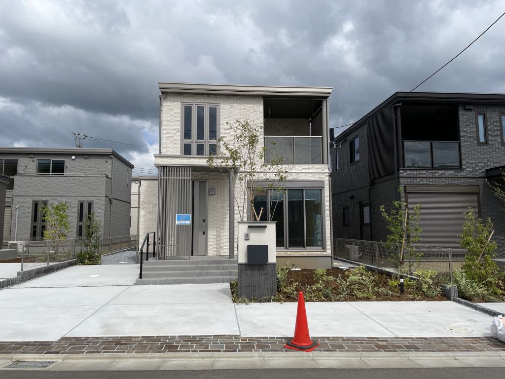 サムネイル：スマートハイムプレイスかみかわⅣ〈5戸〉