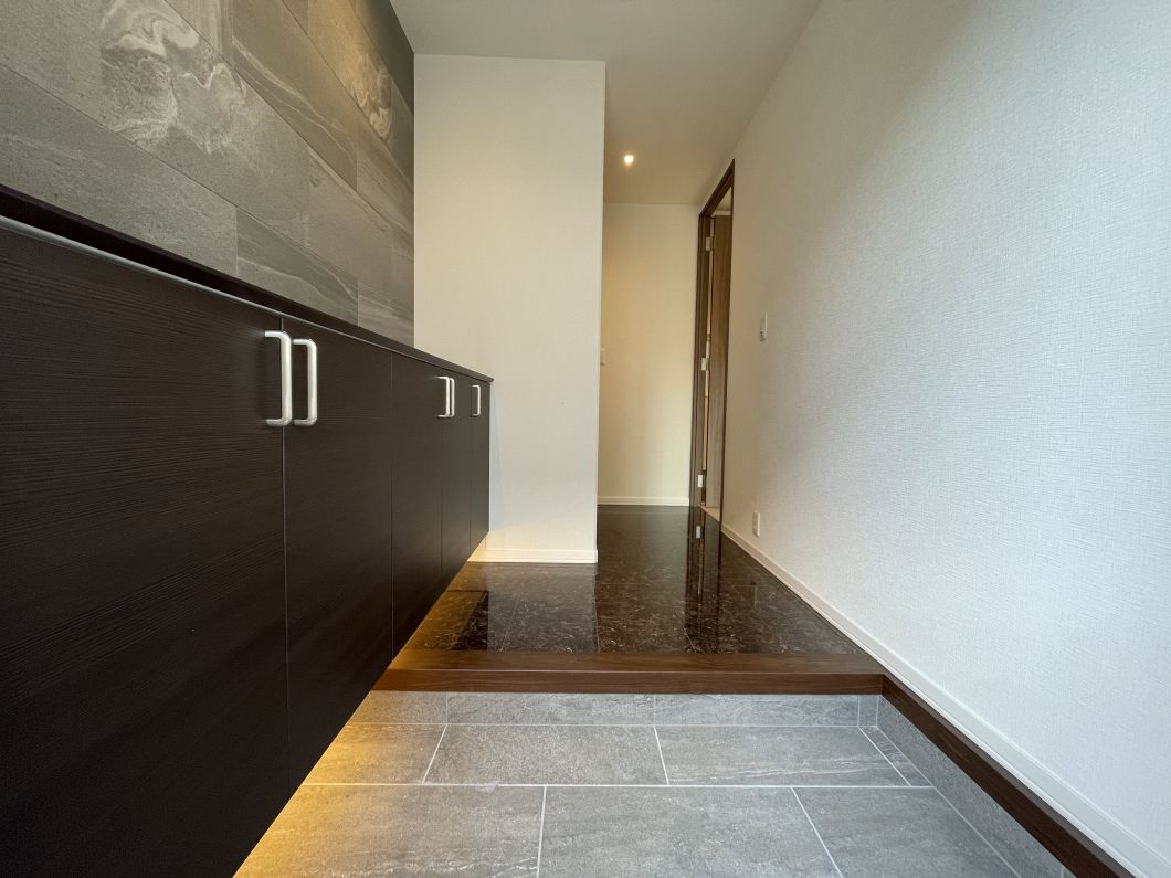 スマートハイムプレイス千波ⅤNo3_玄関ホール(26年1月撮影) スマートハイムプレイス千波ⅤNo3_玄関ホール