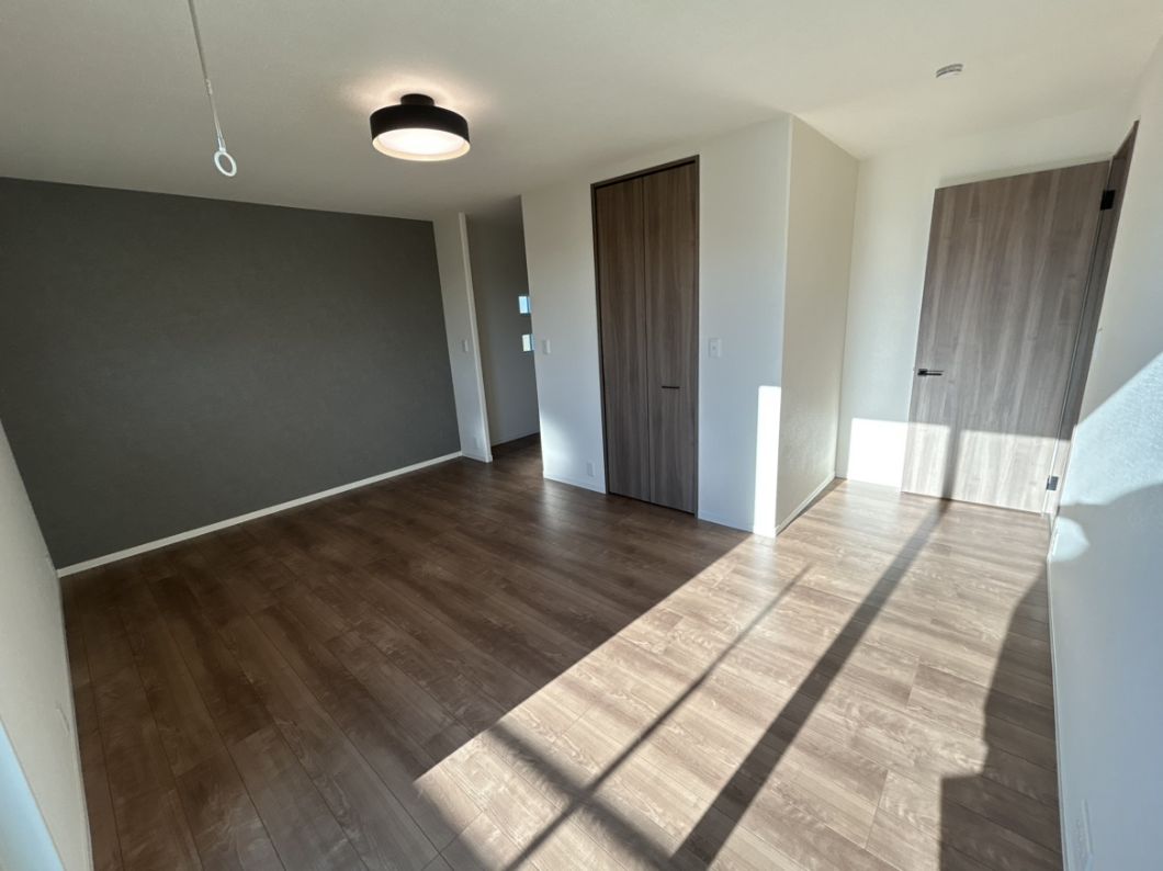 スマートハイムプレイス平泉東No1_主寝室