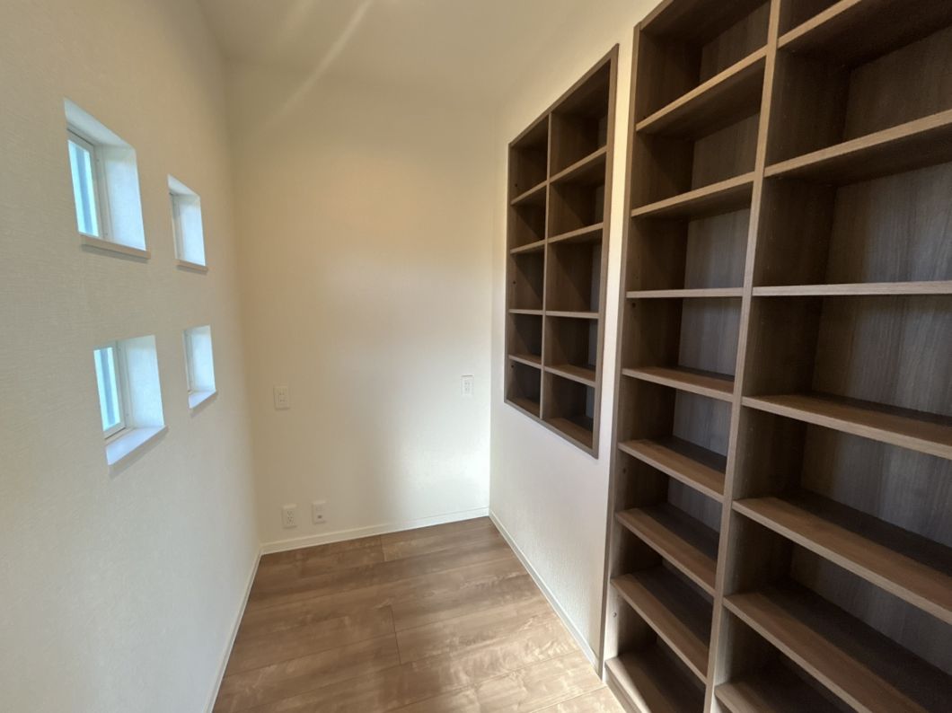 スマートハイムプレイス平泉東No1_書斎