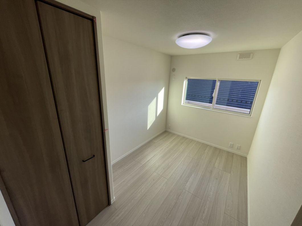 スマートハイムプレイス宮中No2_洋室