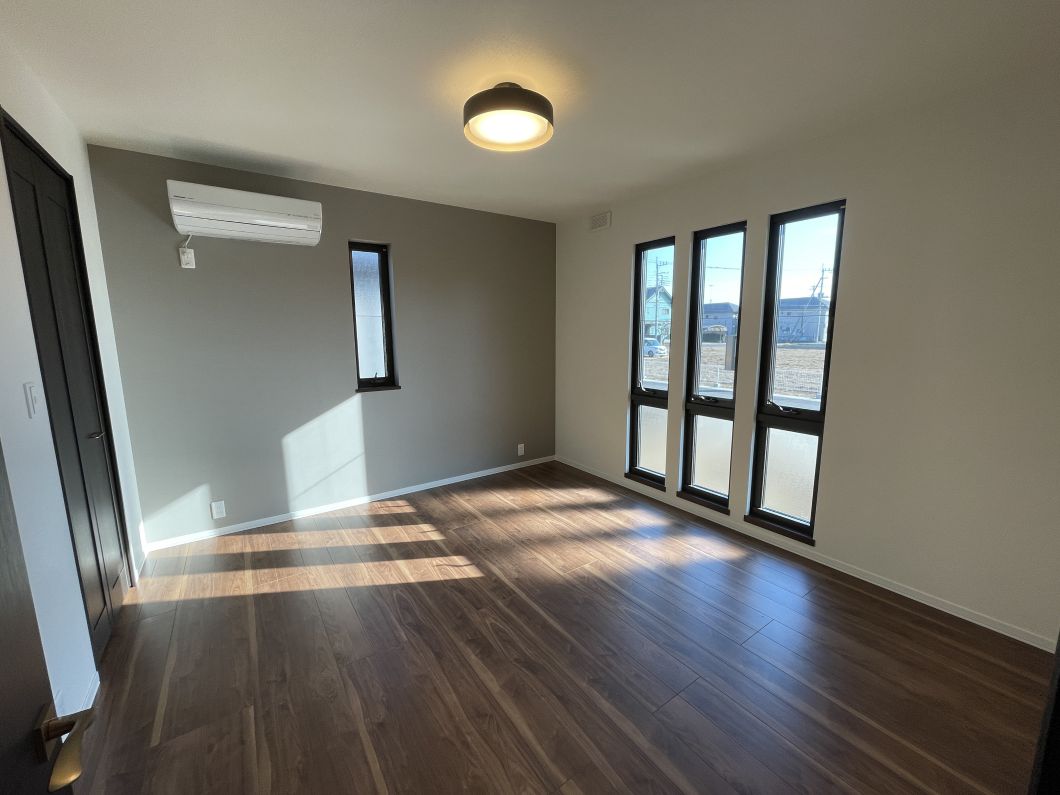 スマートハイムプレイス古河市上辺見ⅡNo3_主寝室