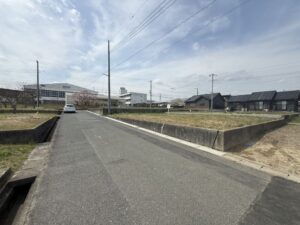 スマートハイムシティ川尻Ⅴ_No.13-前面道路