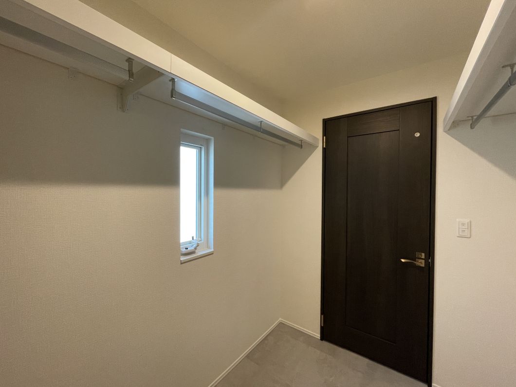 水戸市米沢町分譲地No2_ファミリークローゼット