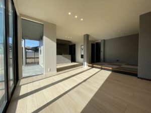 スマートハイムプレイス大角豆C号棟_リビング