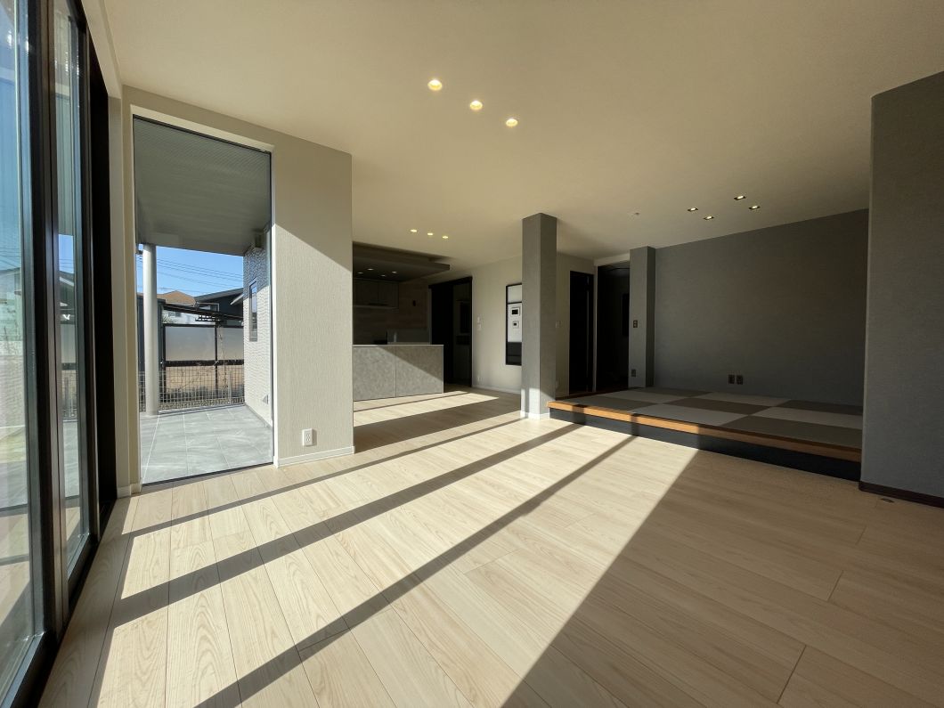 スマートハイムプレイス大角豆C号棟_リビング