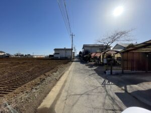 shcwakamatsucho_frontage-road