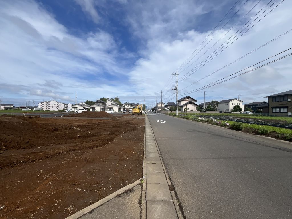 運転も安心の広い道路です(26年6月撮影)